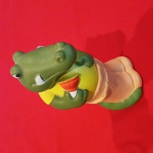 Vintage AVON Accusing Alligator Bubble Bath Bottle
